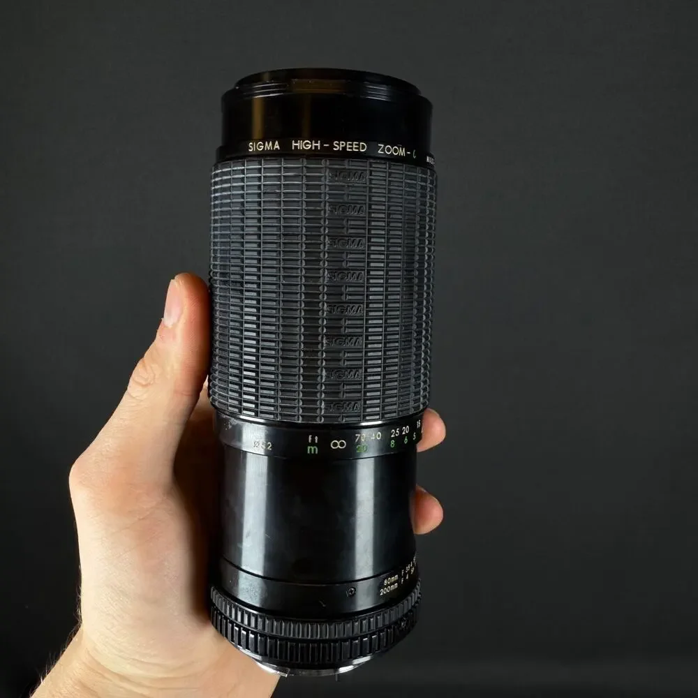Sigma High-Speed Zoom-C 80-200mm 3.5-4 with case and lenses